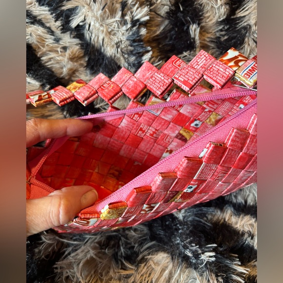 Recycled Wrapper Purse - Picture 3 of 8